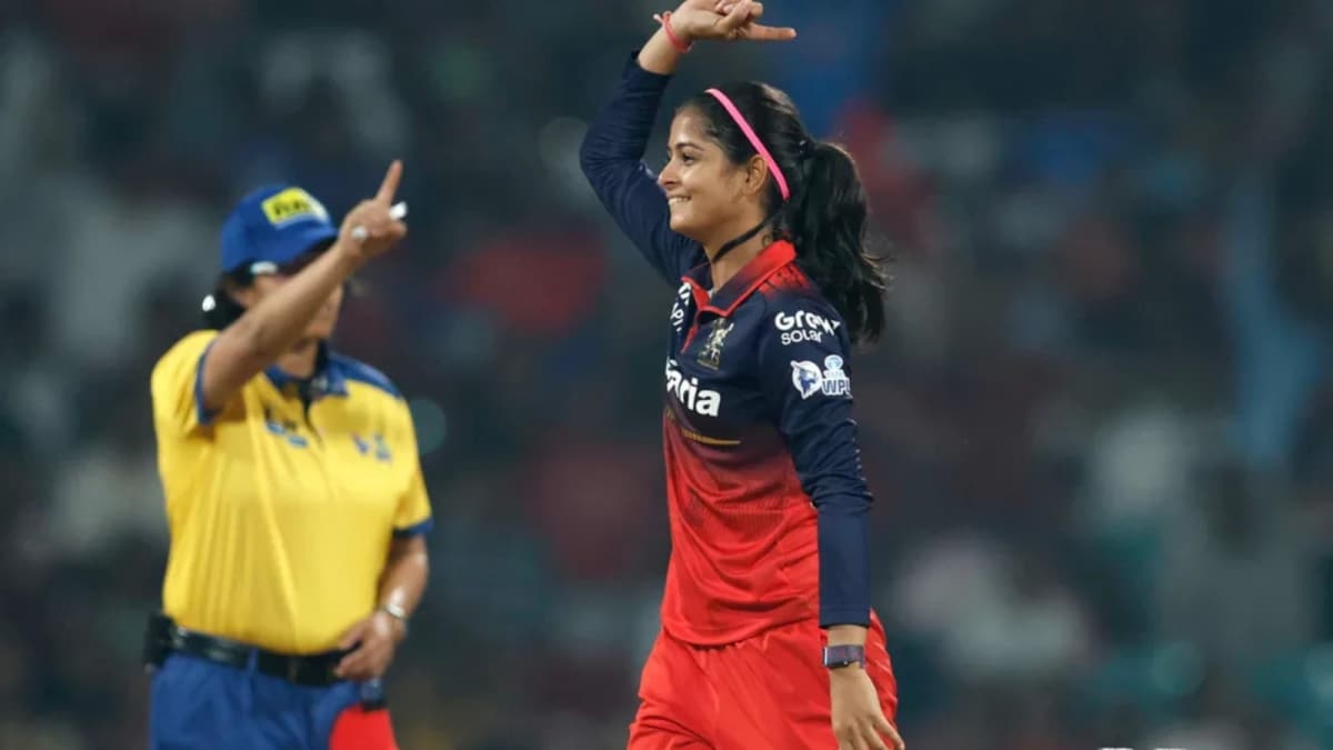 Shreyanka's 5 Wickets Power RCB to Third Straight WPL Win!